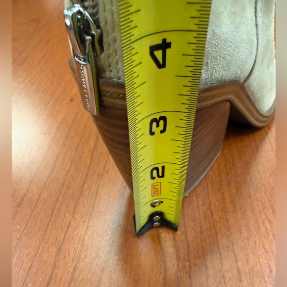 Vince Camuto suede zip up ankle boots tan/beige booties heeled shoes Size 6M - Picture 14 of 15